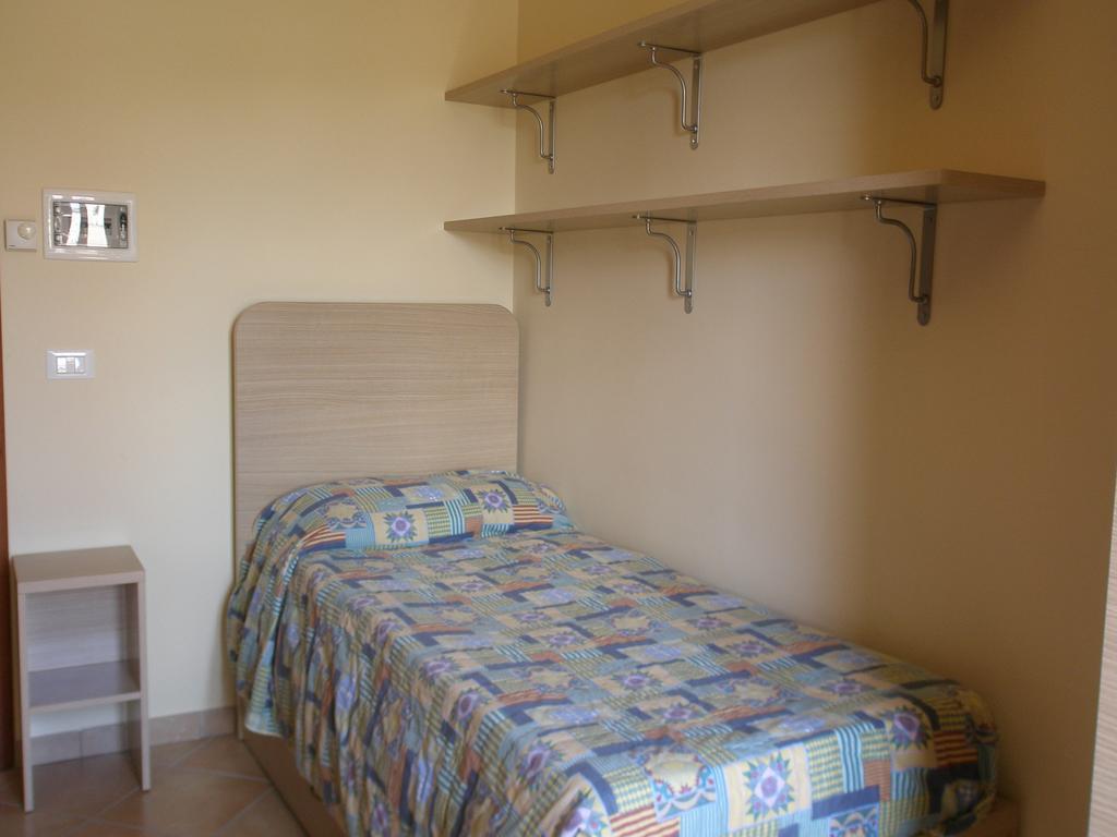 فندق Convento Cappuccini Casa S. Paolo فِتيربو الغرفة الصورة